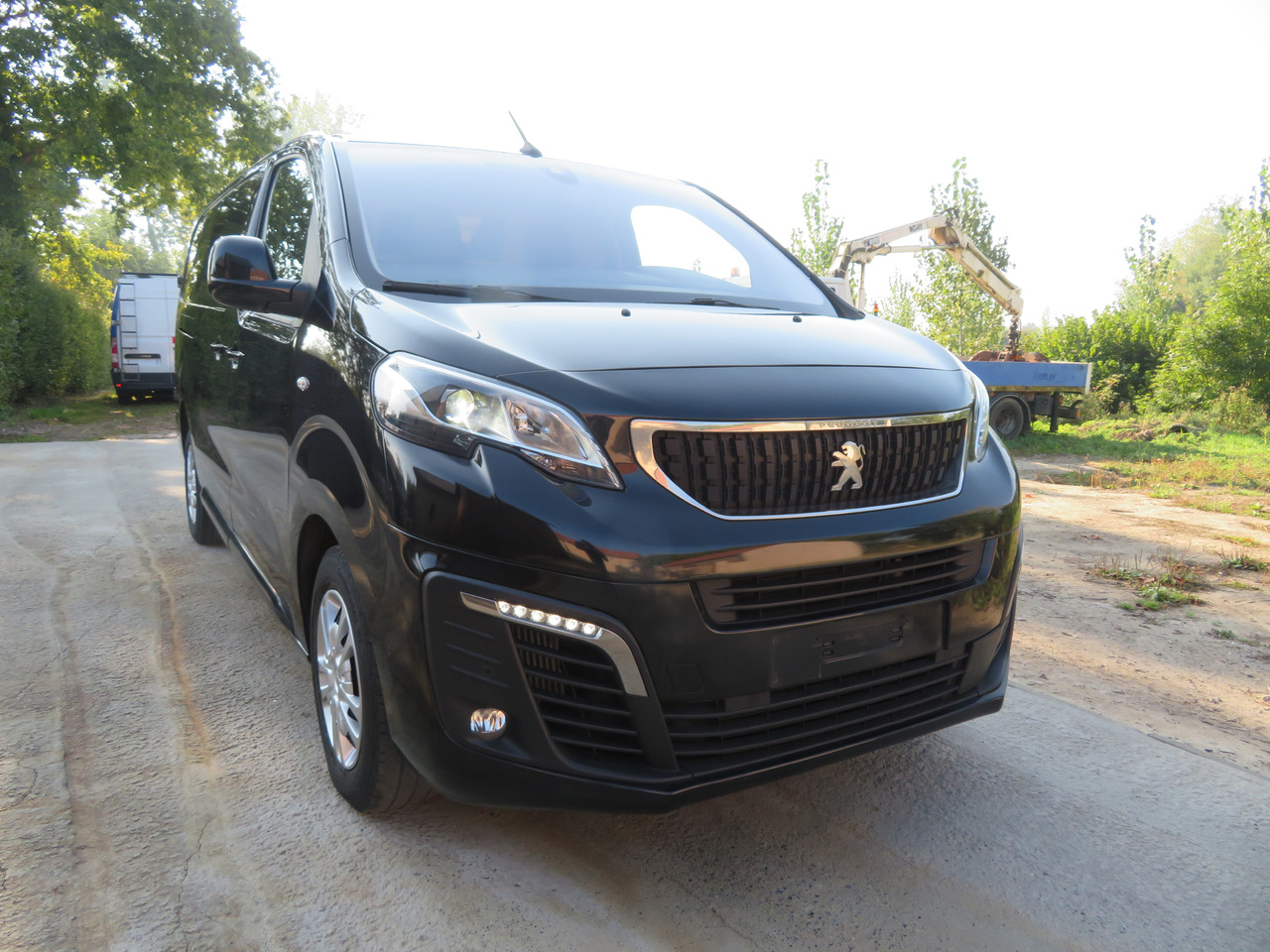 Peugeot Expert 2.0 BlueHDi - L3 - Automaat - Furgón: foto 1 Peugeot Expert 2.0 BlueHDi - L3 - Automaat - Furgón: foto 1