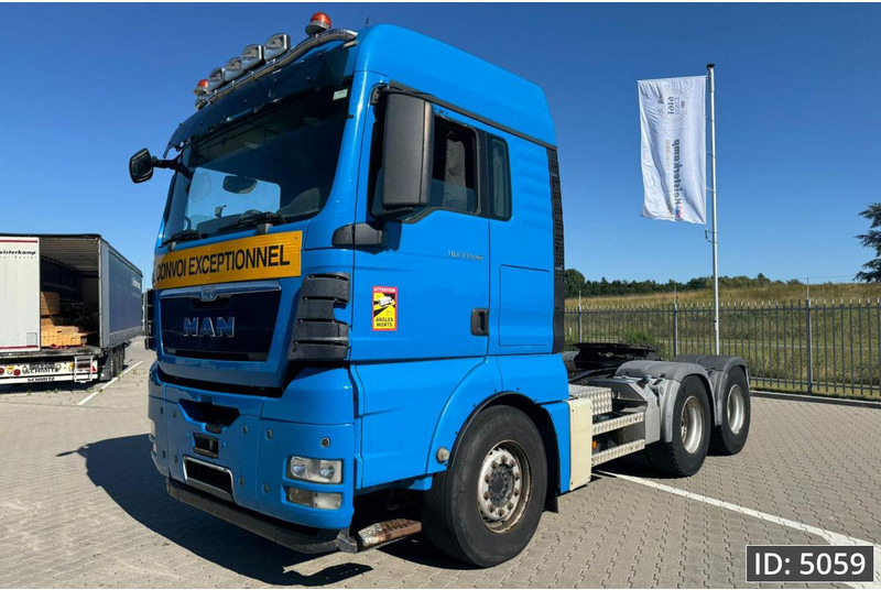 MAN TGX 33.540 XLX, Euro 5, / 6x4 / Retarder / Hydraulics - Cabeza tractora: foto 1 MAN TGX 33.540 XLX, Euro 5, / 6x4 / Retarder / Hydraulics - Cabeza tractora: foto 1
