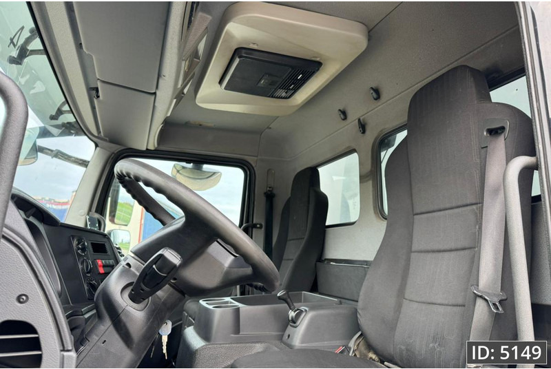 Mercedes-Benz Atego 816 Day Cab, Euro 6, BDF / Automatic / standklima / Hydraulic system - Camión portacontenedore/ Intercambiable: foto 5 Mercedes-Benz Atego 816 Day Cab, Euro 6, BDF / Automatic / standklima / Hydraulic system - Camión portacontenedore/ Intercambiable: foto 5