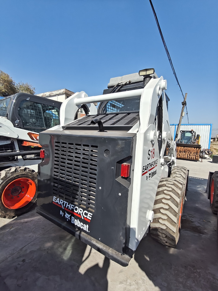 BOBCAT S18 Skid Steer Loader Click for Disconunt - Minicargadora: foto 3 BOBCAT S18 Skid Steer Loader Click for Disconunt - Minicargadora: foto 3