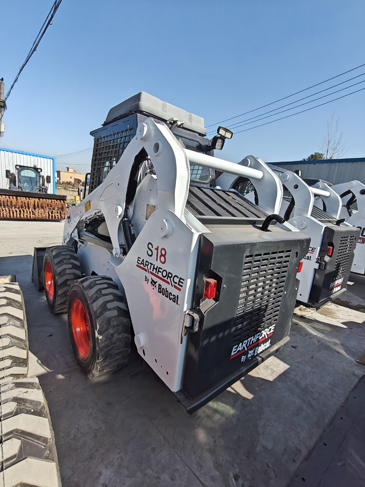 BOBCAT S18 Skid Steer Loader Click for Disconunt - Minicargadora: foto 4 BOBCAT S18 Skid Steer Loader Click for Disconunt - Minicargadora: foto 4