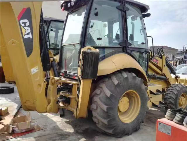 CATERPILLAR Backhoe Loader 420F Click Here for Discount - Retroexcavadora: foto 4 CATERPILLAR Backhoe Loader 420F Click Here for Discount - Retroexcavadora: foto 4