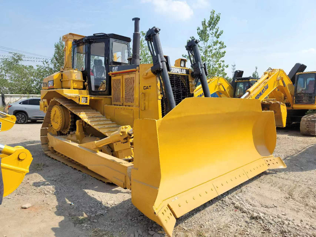 CATERPILLAR D7H - Bulldozer: foto 2 CATERPILLAR D7H - Bulldozer: foto 2