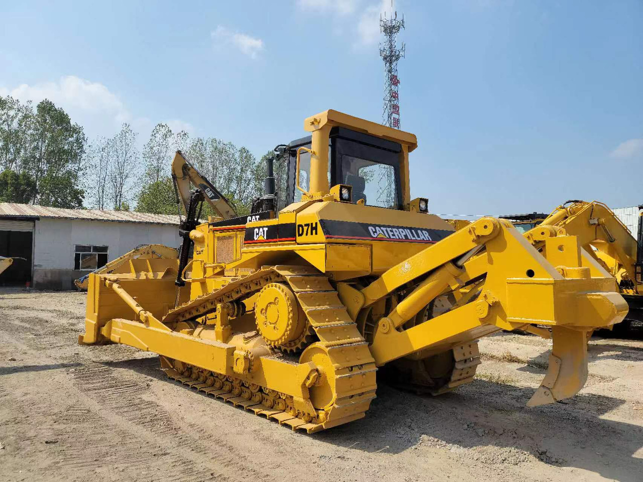 CATERPILLAR D7H - Bulldozer: foto 5 CATERPILLAR D7H - Bulldozer: foto 5