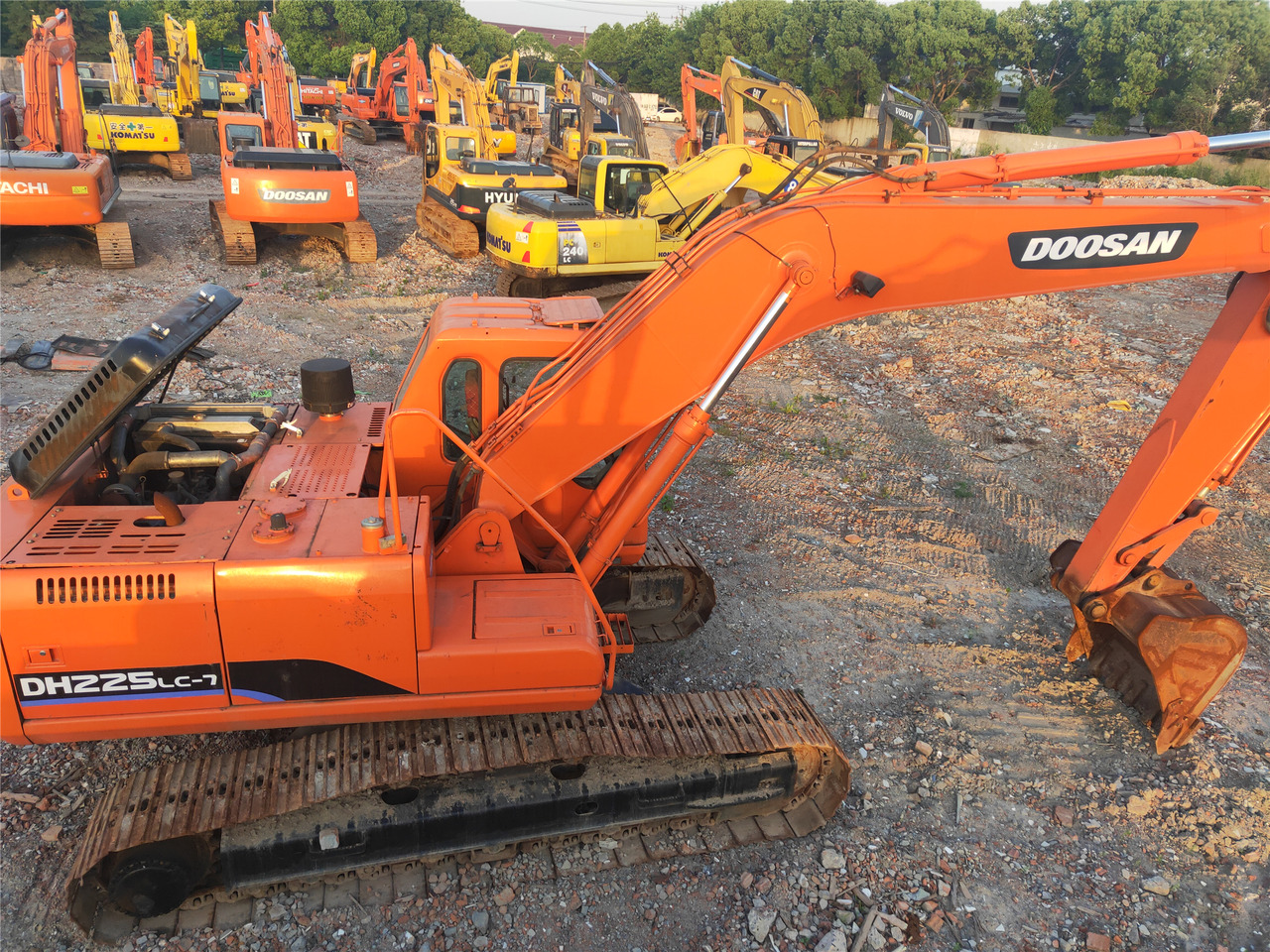 DOOSAN Crawler excavator - Excavadora de cadenas: foto 2 DOOSAN Crawler excavator - Excavadora de cadenas: foto 2