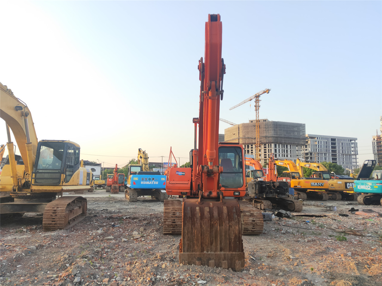 DOOSAN Crawler excavator - Excavadora de cadenas: foto 5 DOOSAN Crawler excavator - Excavadora de cadenas: foto 5