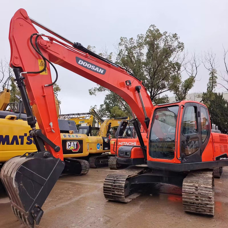 DOOSAN DX140 Crawler excavator Good condition - Excavadora de cadenas: foto 3 DOOSAN DX140 Crawler excavator Good condition - Excavadora de cadenas: foto 3