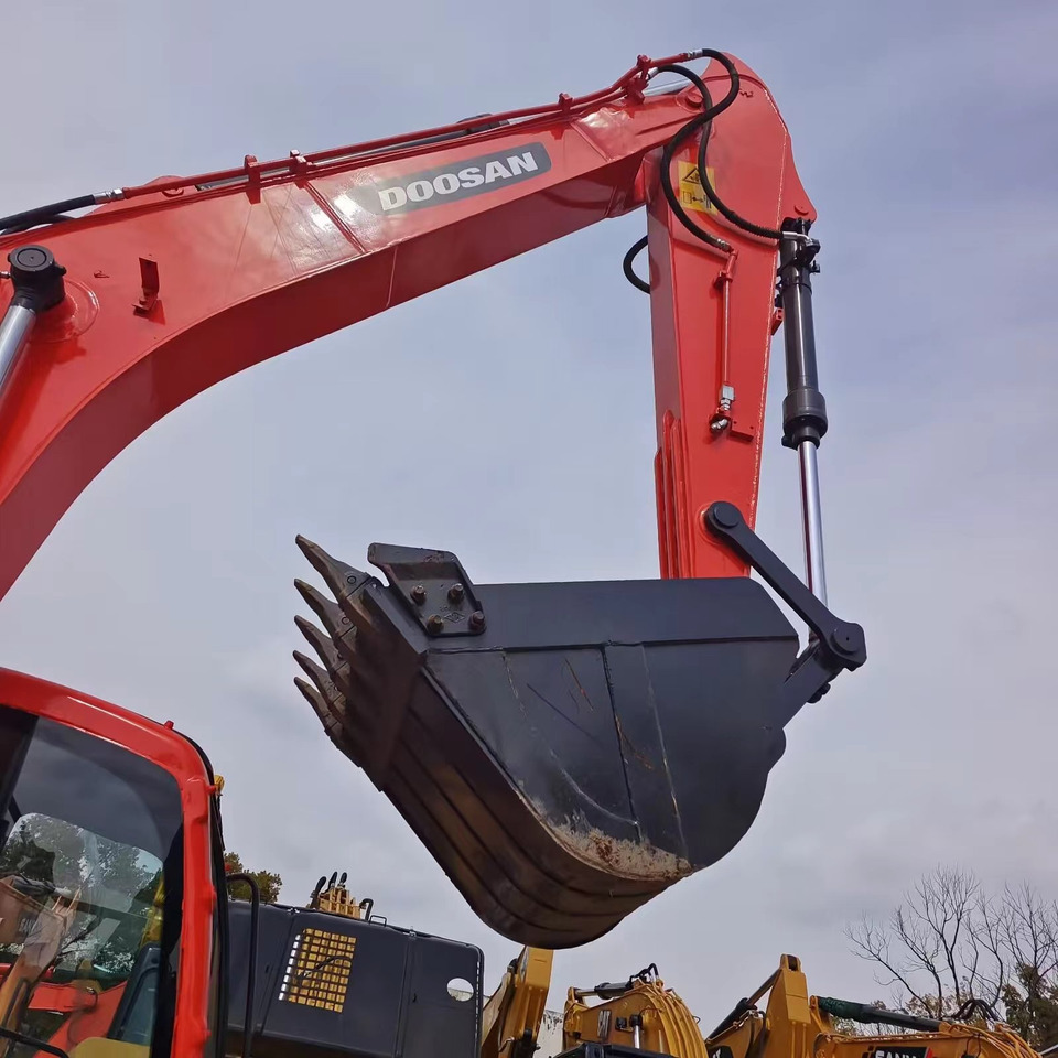 DOOSAN DX140 Crawler excavator Good condition - Excavadora de cadenas: foto 4 DOOSAN DX140 Crawler excavator Good condition - Excavadora de cadenas: foto 4