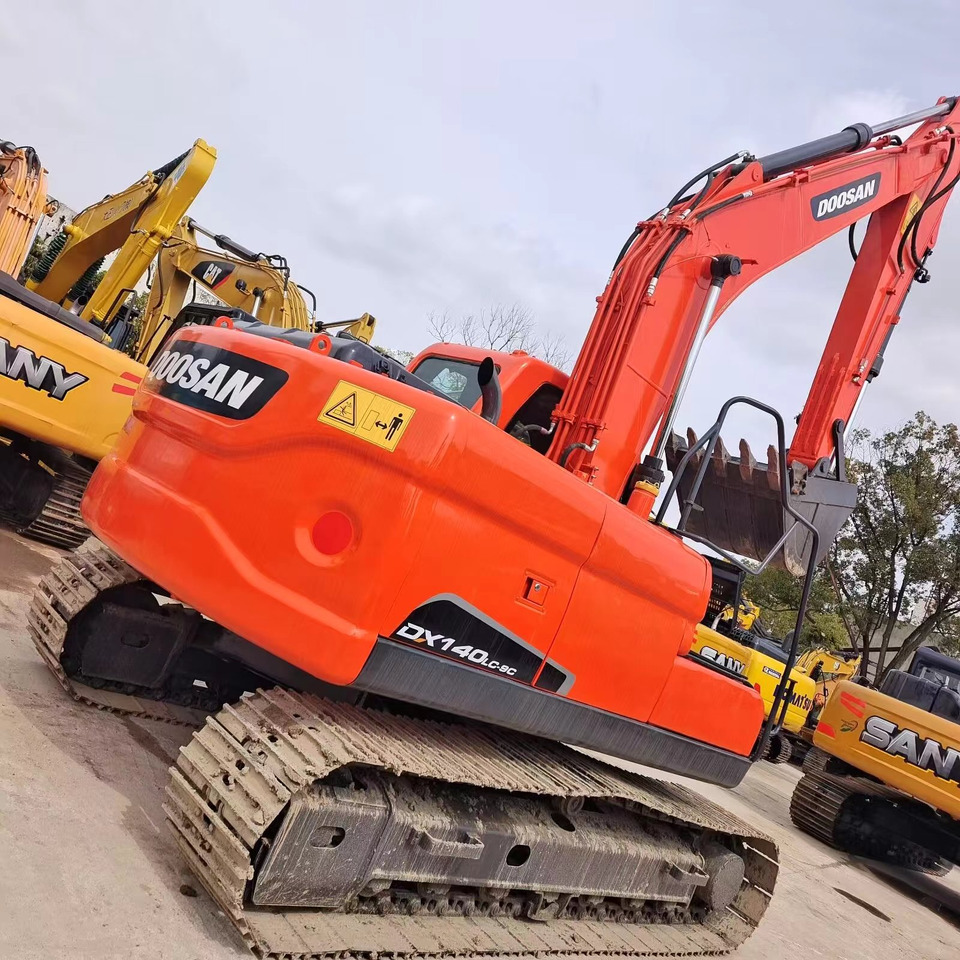 DOOSAN DX140 Crawler excavator Good condition - Excavadora de cadenas: foto 5 DOOSAN DX140 Crawler excavator Good condition - Excavadora de cadenas: foto 5