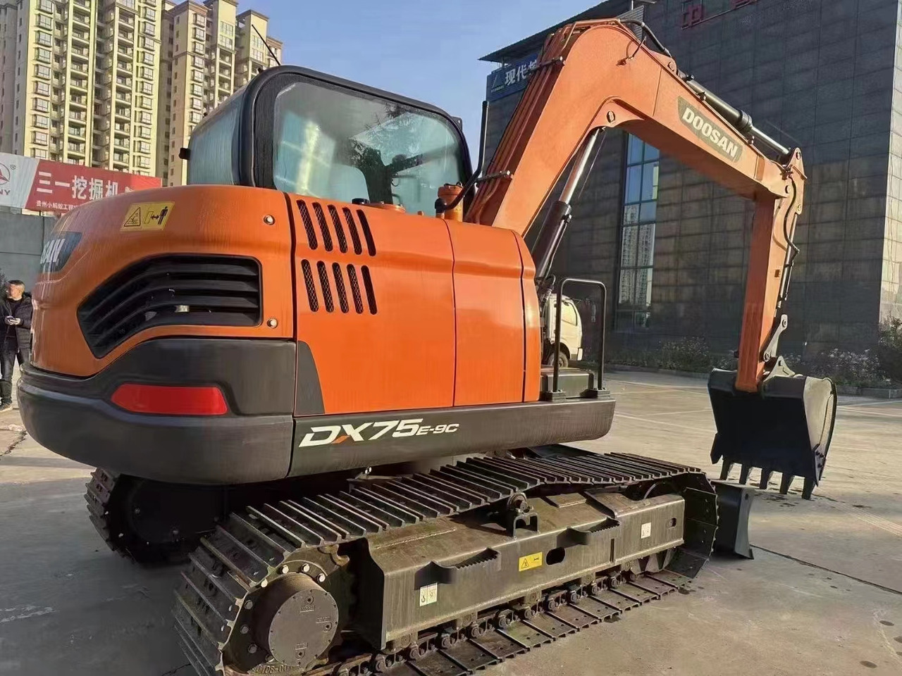 DOOSAN DX75 Mini excavator  7.5 ton - Miniexcavadora: foto 4 DOOSAN DX75 Mini excavator  7.5 ton - Miniexcavadora: foto 4