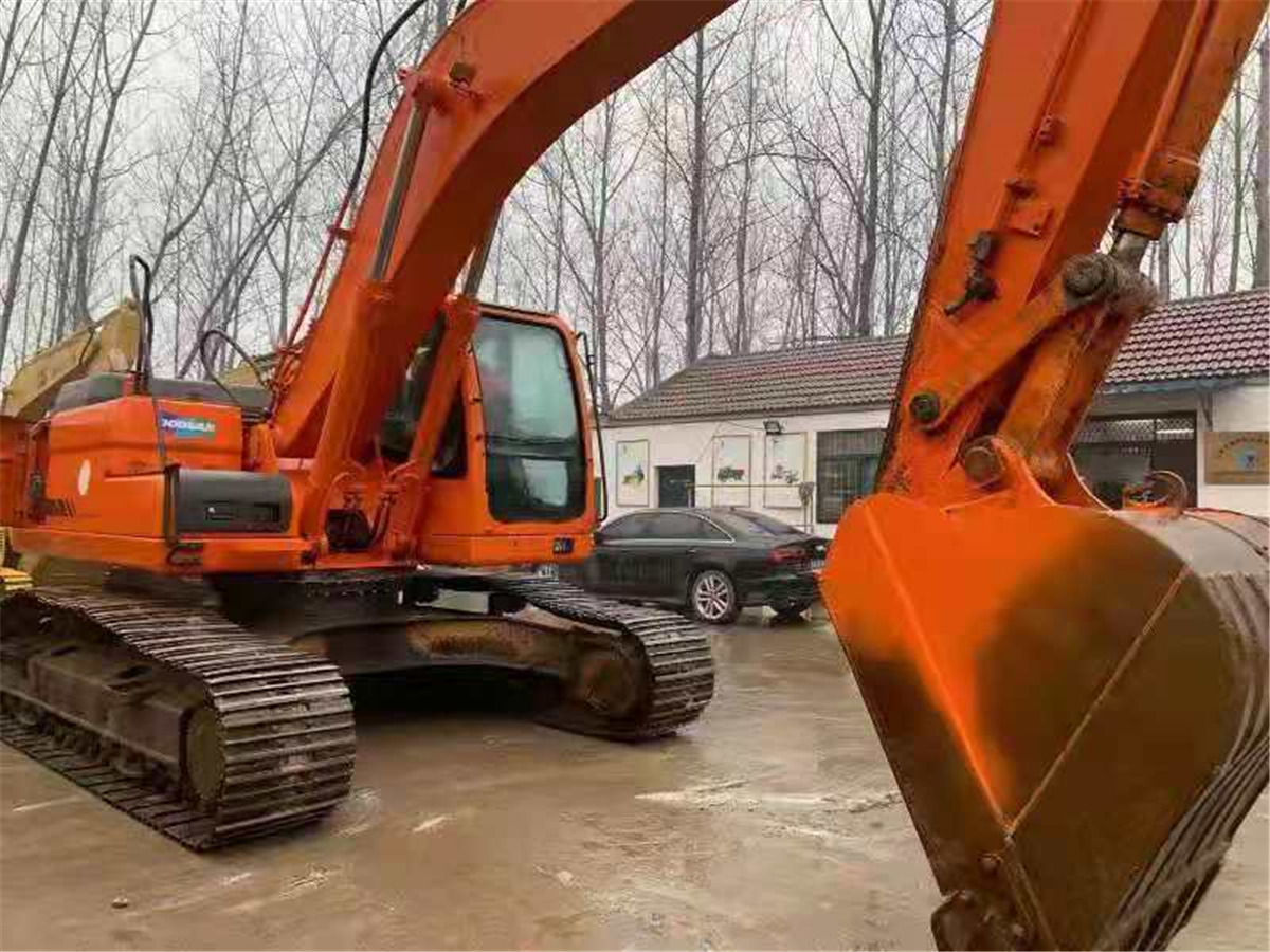 DOOSAN Excavator DX300 Click Here for Discount - Excavadora de cadenas: foto 2 DOOSAN Excavator DX300 Click Here for Discount - Excavadora de cadenas: foto 2
