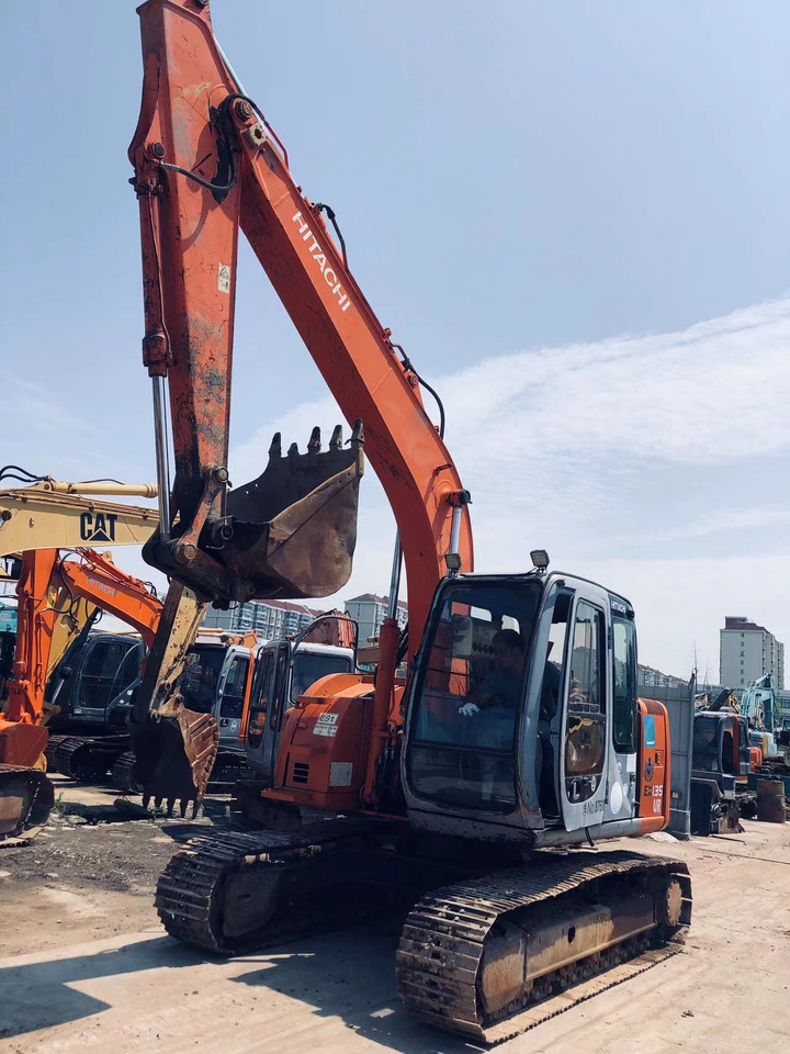 HITACHI EX135 - Excavadora de cadenas: foto 5 HITACHI EX135 - Excavadora de cadenas: foto 5