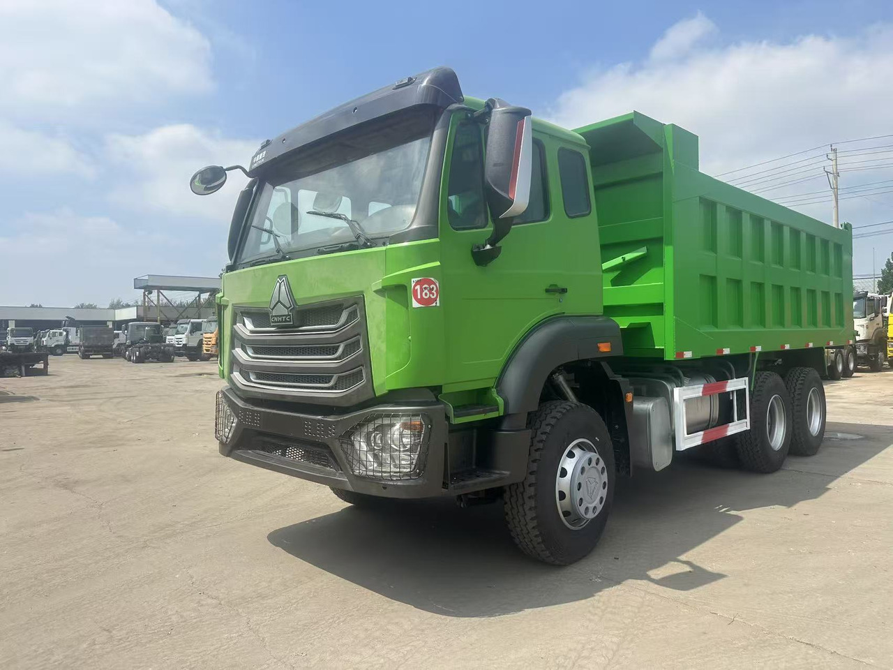 HOWO Haohan Dump truck 6✖4 Green - Camión volquete: foto 5 HOWO Haohan Dump truck 6✖4 Green - Camión volquete: foto 5