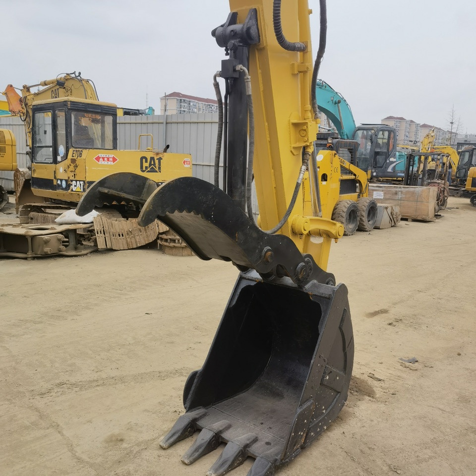 Excavadora de cadenas KOMATSU PC78US: foto 6