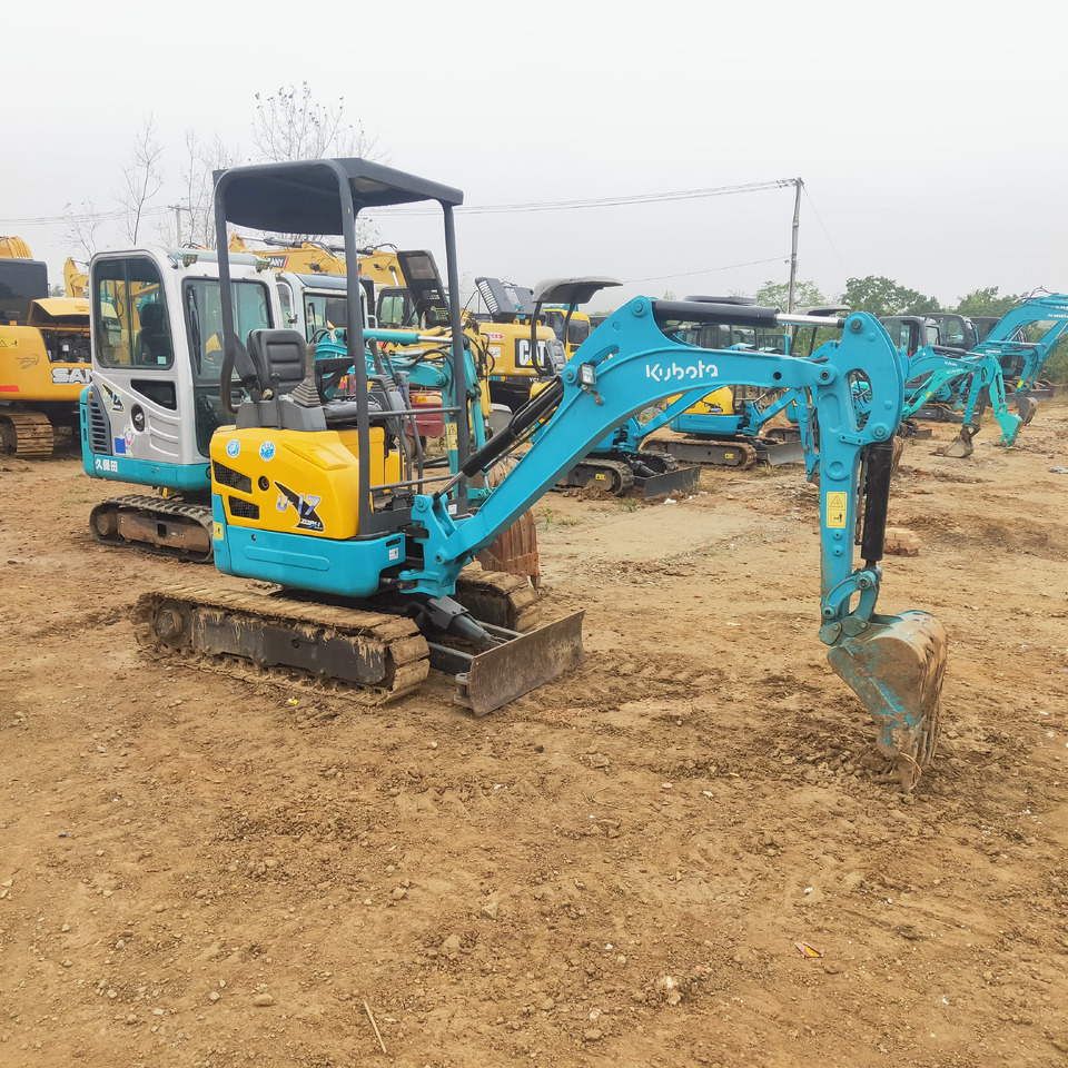 KUBOTA U17 - Miniexcavadora: foto 1 KUBOTA U17 - Miniexcavadora: foto 1