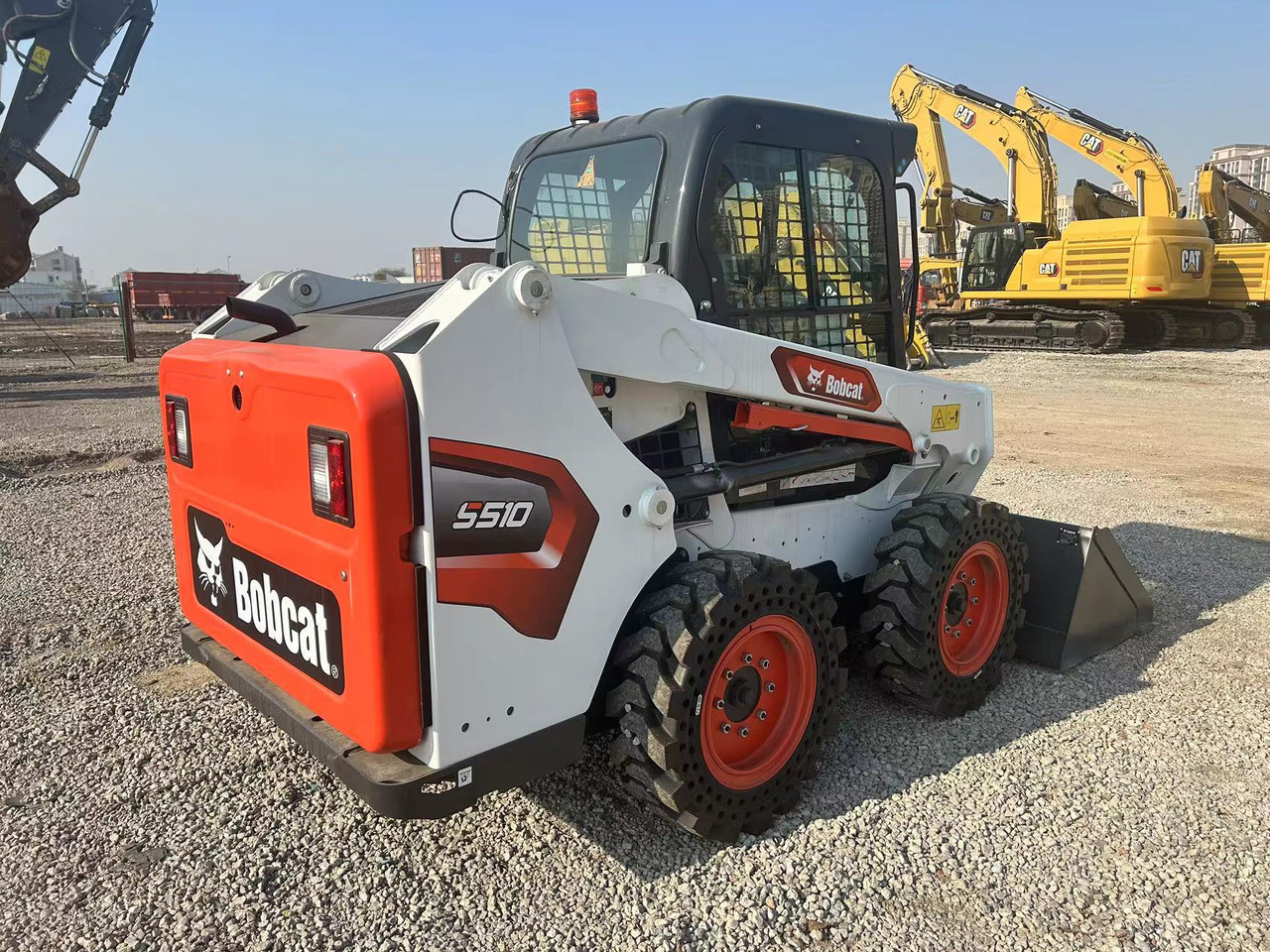 BOBCAT Skid Steer Loader S510 - Maquinaria de construcción: foto 3 BOBCAT Skid Steer Loader S510 - Maquinaria de construcción: foto 3