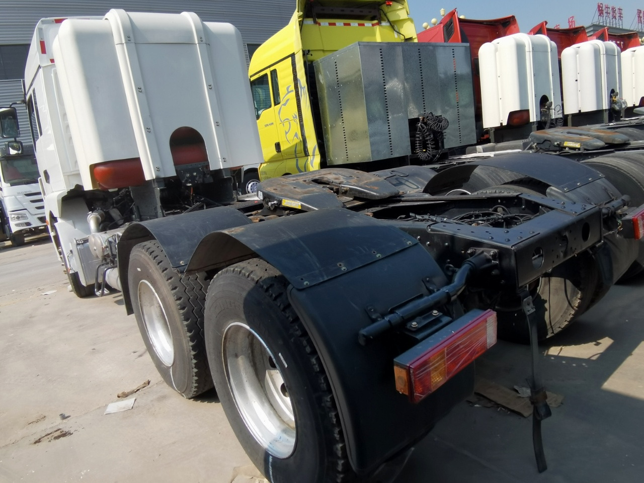 SHACMAN M3000S 6X4 Truck Unit Click Here for Discount - Camión volquete: foto 4 SHACMAN M3000S 6X4 Truck Unit Click Here for Discount - Camión volquete: foto 4