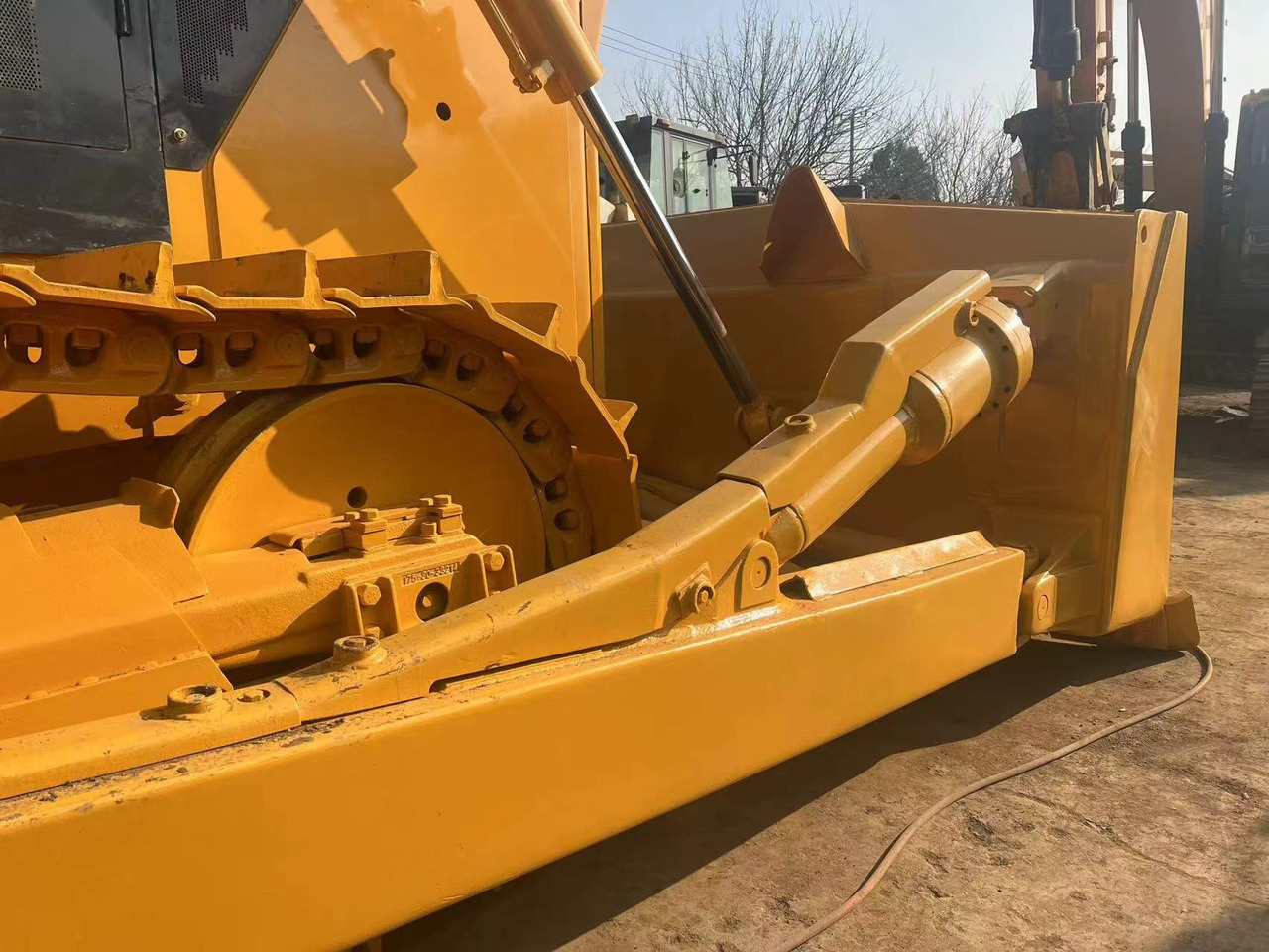 SHANTUI Bulldozer SD32 - Bulldozer: foto 3 SHANTUI Bulldozer SD32 - Bulldozer: foto 3