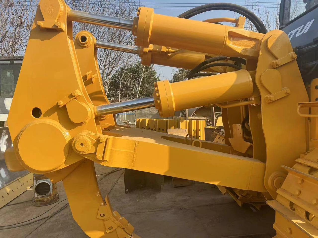 SHANTUI Bulldozer SD32 - Bulldozer: foto 5 SHANTUI Bulldozer SD32 - Bulldozer: foto 5