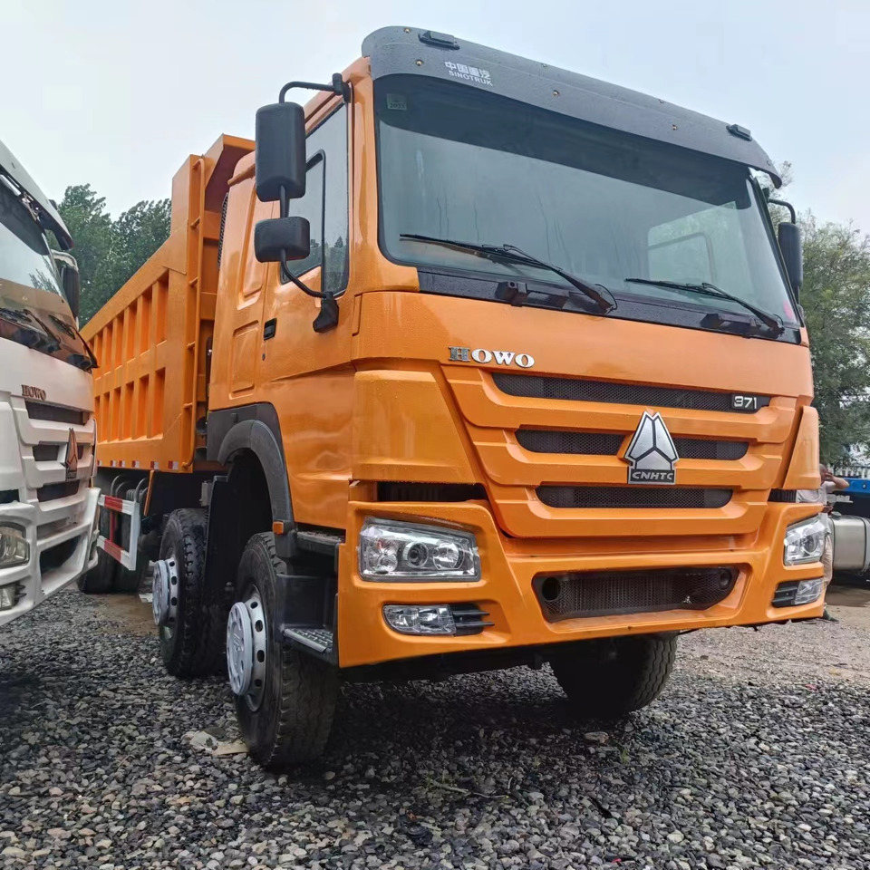 SINOTRUK 8x4 HOWO Dump Truck Click for Discount - Camión volquete: foto 2 SINOTRUK 8x4 HOWO Dump Truck Click for Discount - Camión volquete: foto 2