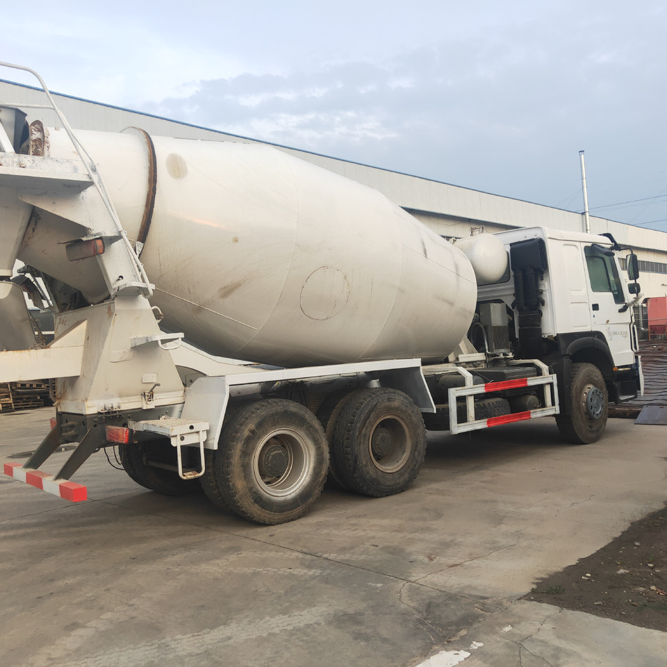 SINOTRUK HOWO - Hormigonera: foto 5 SINOTRUK HOWO - Hormigonera: foto 5