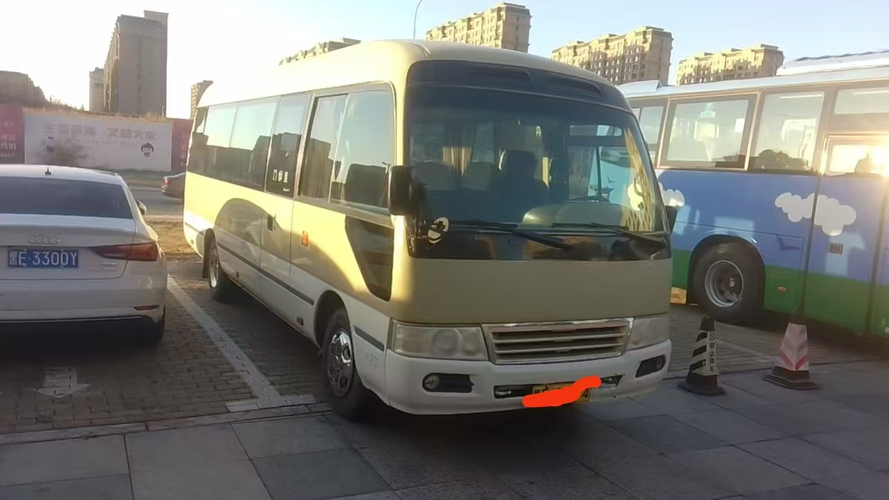 TOYOTA Coaster  Bus  Click Here for Discount - Autocar: foto 2 TOYOTA Coaster  Bus  Click Here for Discount - Autocar: foto 2