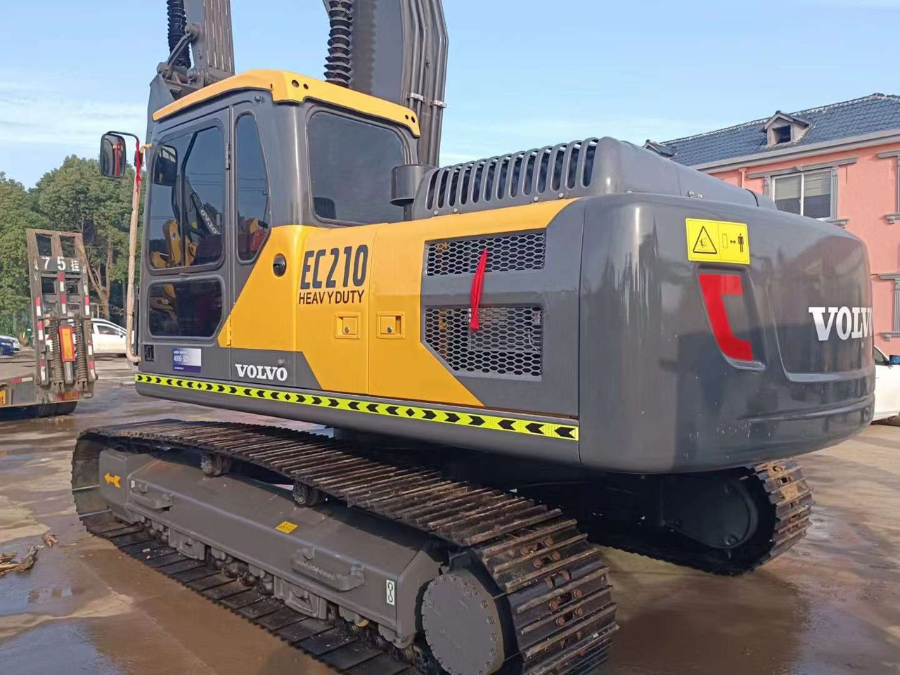 VOLVO EC210 Excavator Click for Discount - Excavadora de cadenas: foto 3 VOLVO EC210 Excavator Click for Discount - Excavadora de cadenas: foto 3