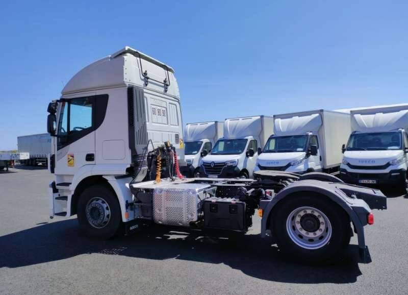 Tracteur 19 TONNES 360 CV 1 COUCHETTE - Cabeza tractora: foto 3 Tracteur 19 TONNES 360 CV 1 COUCHETTE - Cabeza tractora: foto 3