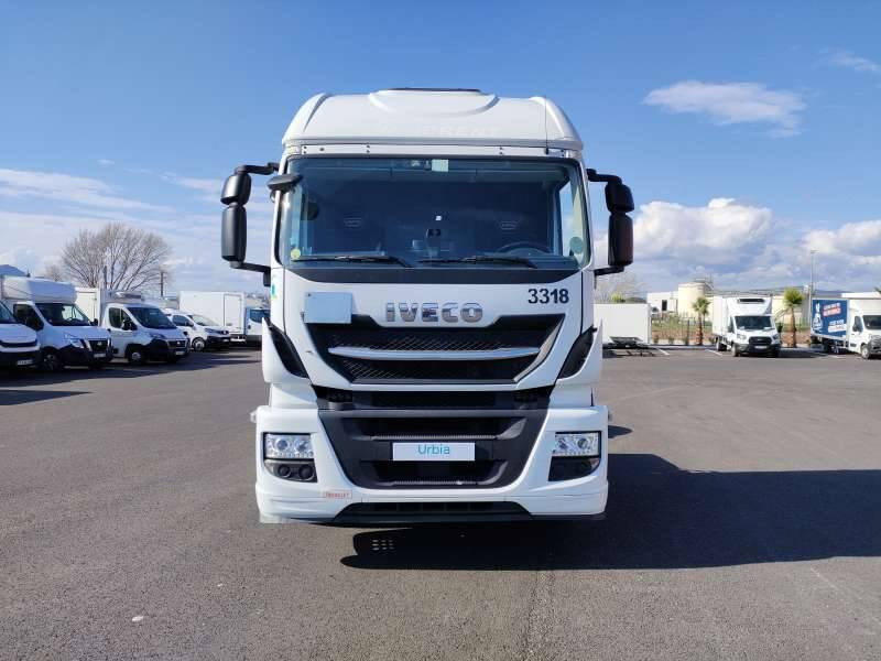 Tracteur 19 TONNES 360 CV 1 COUCHETTE - Cabeza tractora: foto 2 Tracteur 19 TONNES 360 CV 1 COUCHETTE - Cabeza tractora: foto 2