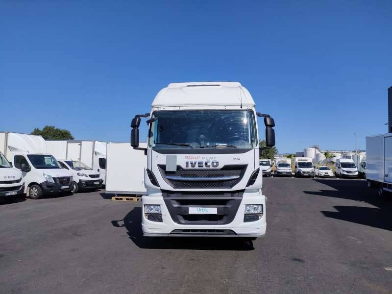 Tracteur 19 TONNES 360 CV 1 COUCHETTE - Cabeza tractora: foto 2 Tracteur 19 TONNES 360 CV 1 COUCHETTE - Cabeza tractora: foto 2