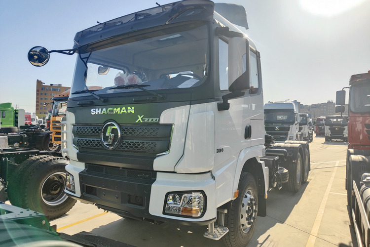 SHACMAN Second Hand Shacman Tractor Trailer for Sale in Malawi - Cabeza tractora: foto 3 SHACMAN Second Hand Shacman Tractor Trailer for Sale in Malawi - Cabeza tractora: foto 3