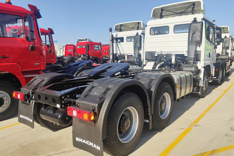 SHACMAN Second Hand Shacman Tractor Trailer for Sale in Malawi - Cabeza tractora: foto 4 SHACMAN Second Hand Shacman Tractor Trailer for Sale in Malawi - Cabeza tractora: foto 4