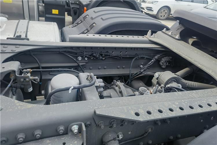 Sinotruk Second Hand Sitrak G7 540 Truck Tractor for Sale In Tanzania - Cabeza tractora: foto 3 Sinotruk Second Hand Sitrak G7 540 Truck Tractor for Sale In Tanzania - Cabeza tractora: foto 3