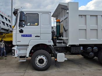 SHACMAN Shacman Truck F3000 for Sale in Ghana - Camión: foto 4 SHACMAN Shacman Truck F3000 for Sale in Ghana - Camión: foto 4