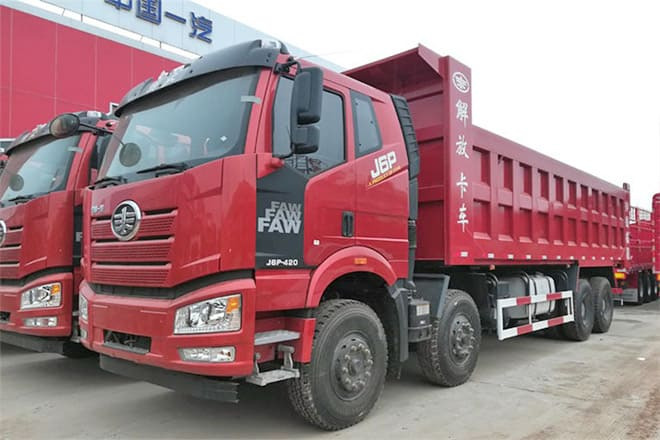 FAW FAW J6P 420HP Dump Truck for Sale in Tanzania - Camión volquete: foto 1 FAW FAW J6P 420HP Dump Truck for Sale in Tanzania - Camión volquete: foto 1