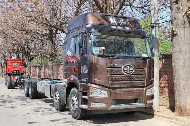 FAWA FAW Truck J6P New Model for Sale in Sierra Leone - Camión chasis: foto 1 FAWA FAW Truck J6P New Model for Sale in Sierra Leone - Camión chasis: foto 1