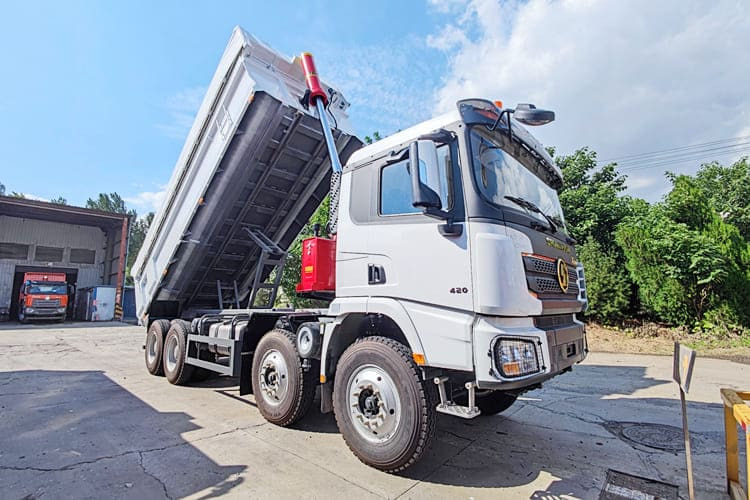 SHACMAN Shacman Dump Truck for Sale in Nigeria - Camión volquete: foto 2 SHACMAN Shacman Dump Truck for Sale in Nigeria - Camión volquete: foto 2