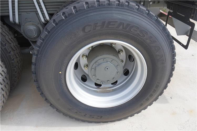 SINOTRUK Second Hand Howo Dump Truck 371HP for Sale In Zimbabwe - Camión volquete: foto 2 SINOTRUK Second Hand Howo Dump Truck 371HP for Sale In Zimbabwe - Camión volquete: foto 2