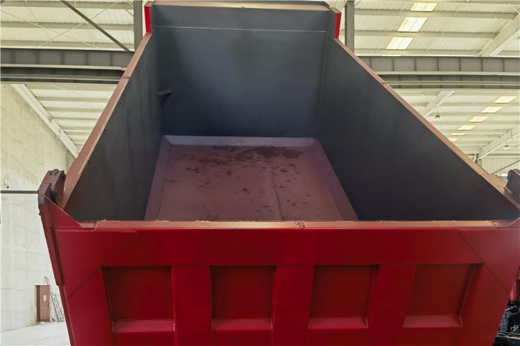 SINOTRUK Second Hand Howo Dump Truck 6x4 Price In Zambia - Camión volquete: foto 5 SINOTRUK Second Hand Howo Dump Truck 6x4 Price In Zambia - Camión volquete: foto 5