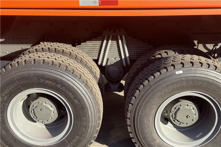 Sinotruk Used Howo A7 Dump Truck 6x4 for Sale In Democratic Republic of the Congo - Camión volquete: foto 3 Sinotruk Used Howo A7 Dump Truck 6x4 for Sale In Democratic Republic of the Congo - Camión volquete: foto 3