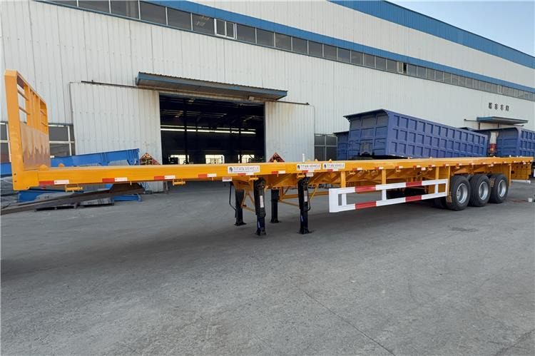 TITAN 3 Axle 24m Extendable Flatbed Trailer for Sale In Chile - Semirremolque portacontenedore/ Intercambiable: foto 3 TITAN 3 Axle 24m Extendable Flatbed Trailer for Sale In Chile - Semirremolque portacontenedore/ Intercambiable: foto 3