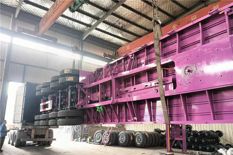 TITAN 4 Axle 40ft Flatbed Semi Trailer for Sale In Guam - Semirremolque plataforma/ Caja abierta: foto 4 TITAN 4 Axle 40ft Flatbed Semi Trailer for Sale In Guam - Semirremolque plataforma/ Caja abierta: foto 4