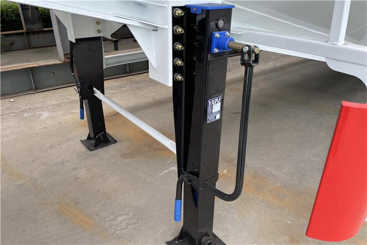 TITAN 4 Axle Bulker Cement Tanker Trailer for Sale In Zambia - Semirremolque cisterna: foto 4 TITAN 4 Axle Bulker Cement Tanker Trailer for Sale In Zambia - Semirremolque cisterna: foto 4