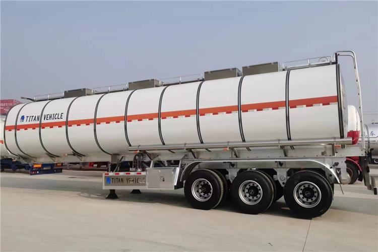 TITAN 42000 L Aluminum Tanker Trailer for Sale In Costa Rica - Semirremolque cisterna: foto 4 TITAN 42000 L Aluminum Tanker Trailer for Sale In Costa Rica - Semirremolque cisterna: foto 4