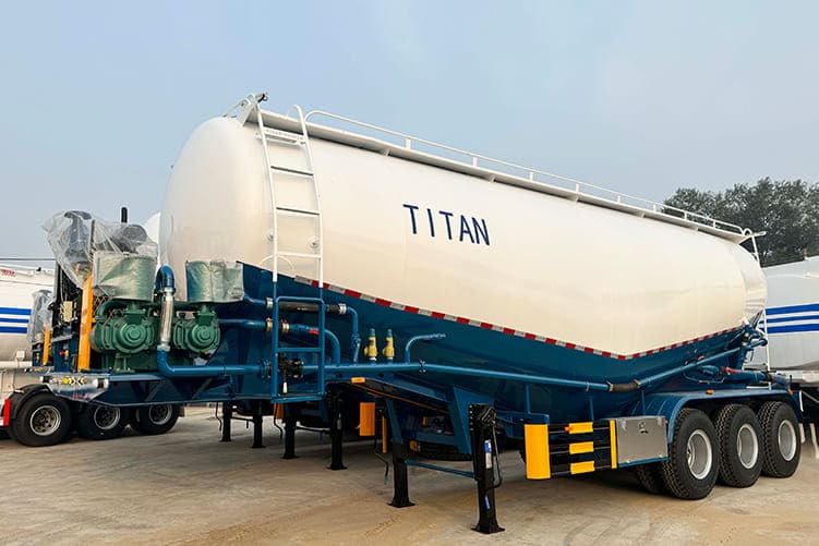 TITAN Bulk Cement Tanker Truck for Sale in Congo - Semirremolque cisterna: foto 1 TITAN Bulk Cement Tanker Truck for Sale in Congo - Semirremolque cisterna: foto 1