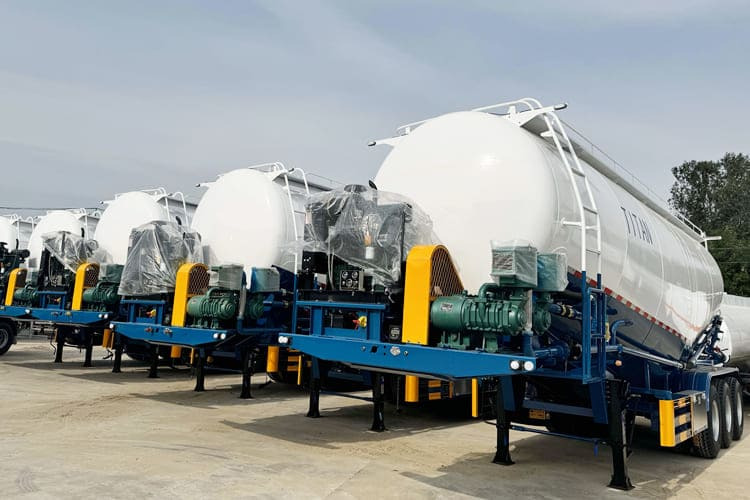 TITAN Bulk Cement Tanker Truck for Sale in Congo - Semirremolque cisterna: foto 2 TITAN Bulk Cement Tanker Truck for Sale in Congo - Semirremolque cisterna: foto 2