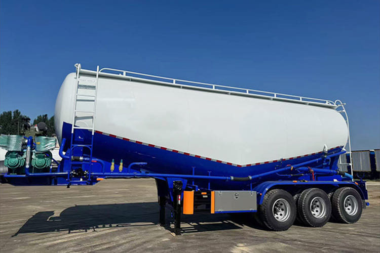 TITAN Dry Bulk Trailer for Sale in Ghana - Semirremolque cisterna: foto 3 TITAN Dry Bulk Trailer for Sale in Ghana - Semirremolque cisterna: foto 3