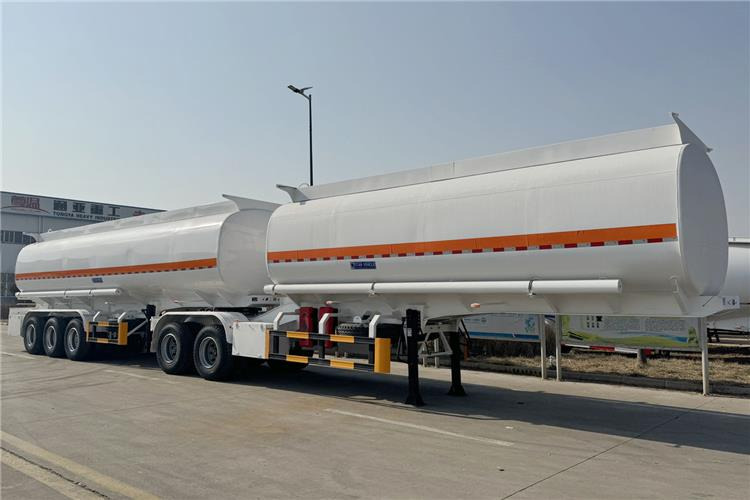 TITAN Superlink Fuel Tanker Trailer for Sale In Anglo - Semirremolque cisterna: foto 2 TITAN Superlink Fuel Tanker Trailer for Sale In Anglo - Semirremolque cisterna: foto 2