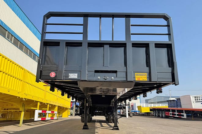 TITAN Tri Axle Flatbed Trailer for Sale in Jamaica - Semirremolque plataforma/ Caja abierta: foto 3 TITAN Tri Axle Flatbed Trailer for Sale in Jamaica - Semirremolque plataforma/ Caja abierta: foto 3