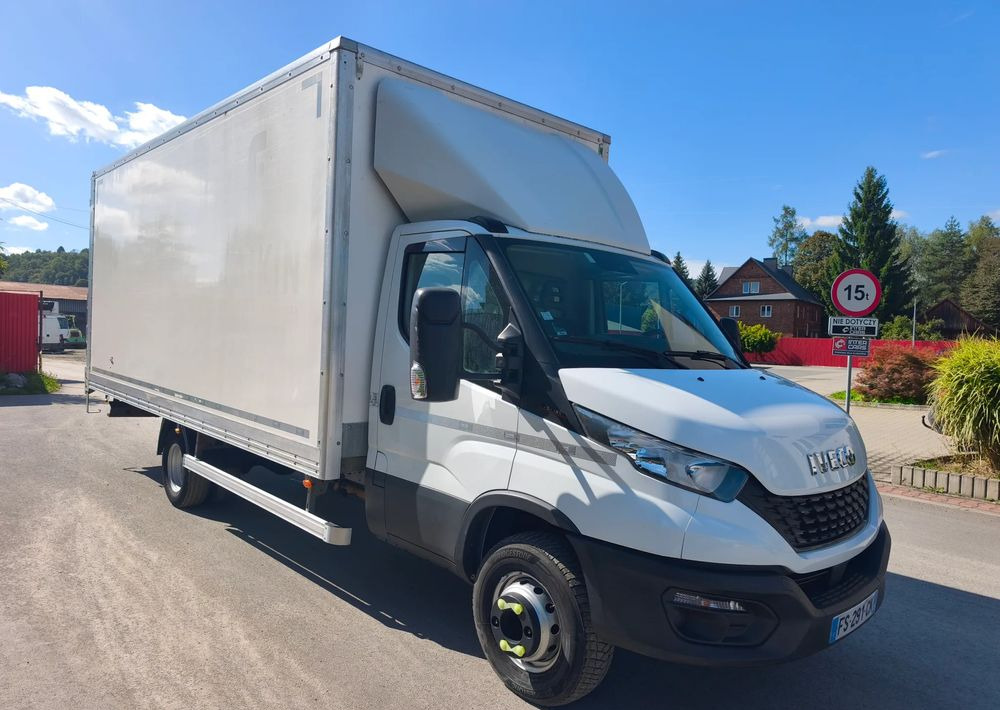 Iveco DAILY 70C18 KONTENER 5,5M obsługa silnika nowy rozrząd - Furgoneta caja cerrada: foto 2 Iveco DAILY 70C18 KONTENER 5,5M obsługa silnika nowy rozrząd - Furgoneta caja cerrada: foto 2